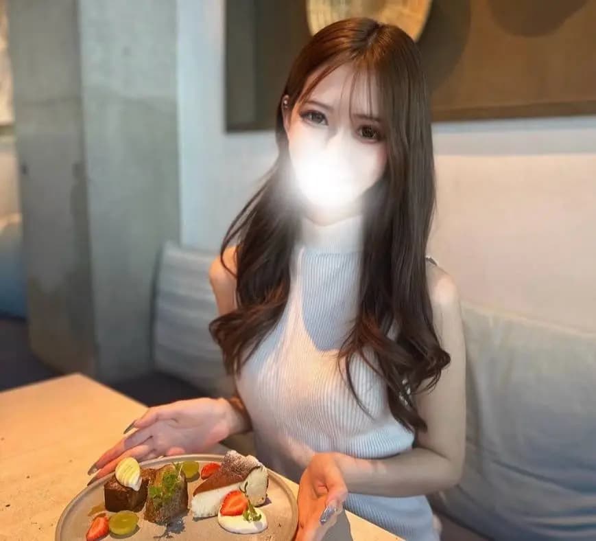 藤原みり プロフィール|下北沢・笹塚 メンズエステ 『椿-oil-』