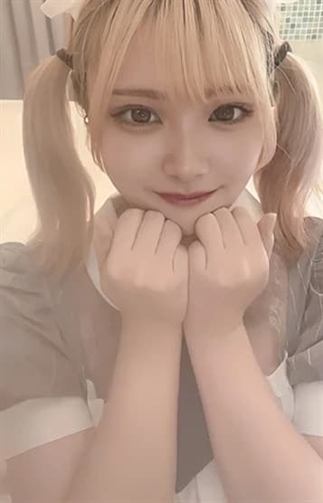 セラピスト | 八宮めぐる